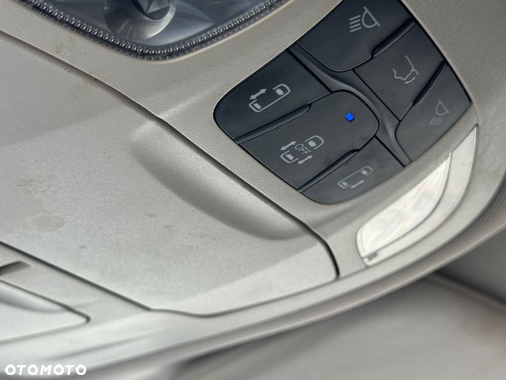 Chrysler Pacifica - 25