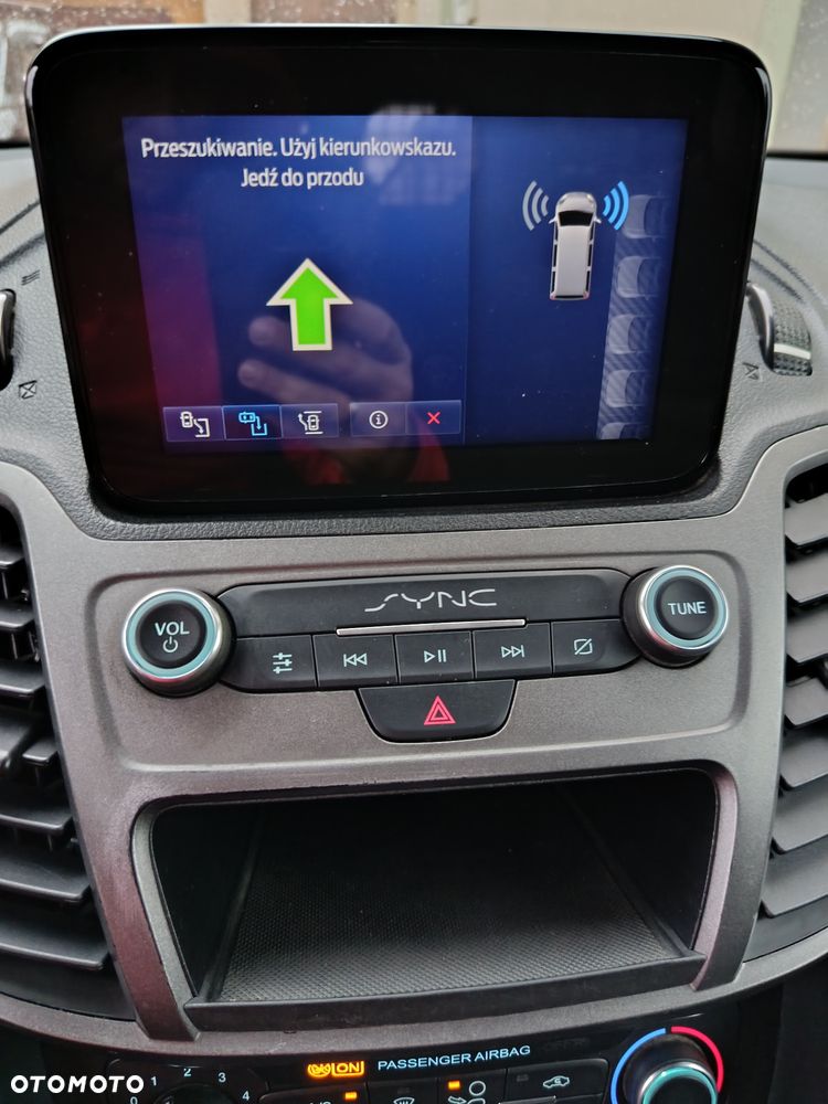 Ford Transit Connect - 8
