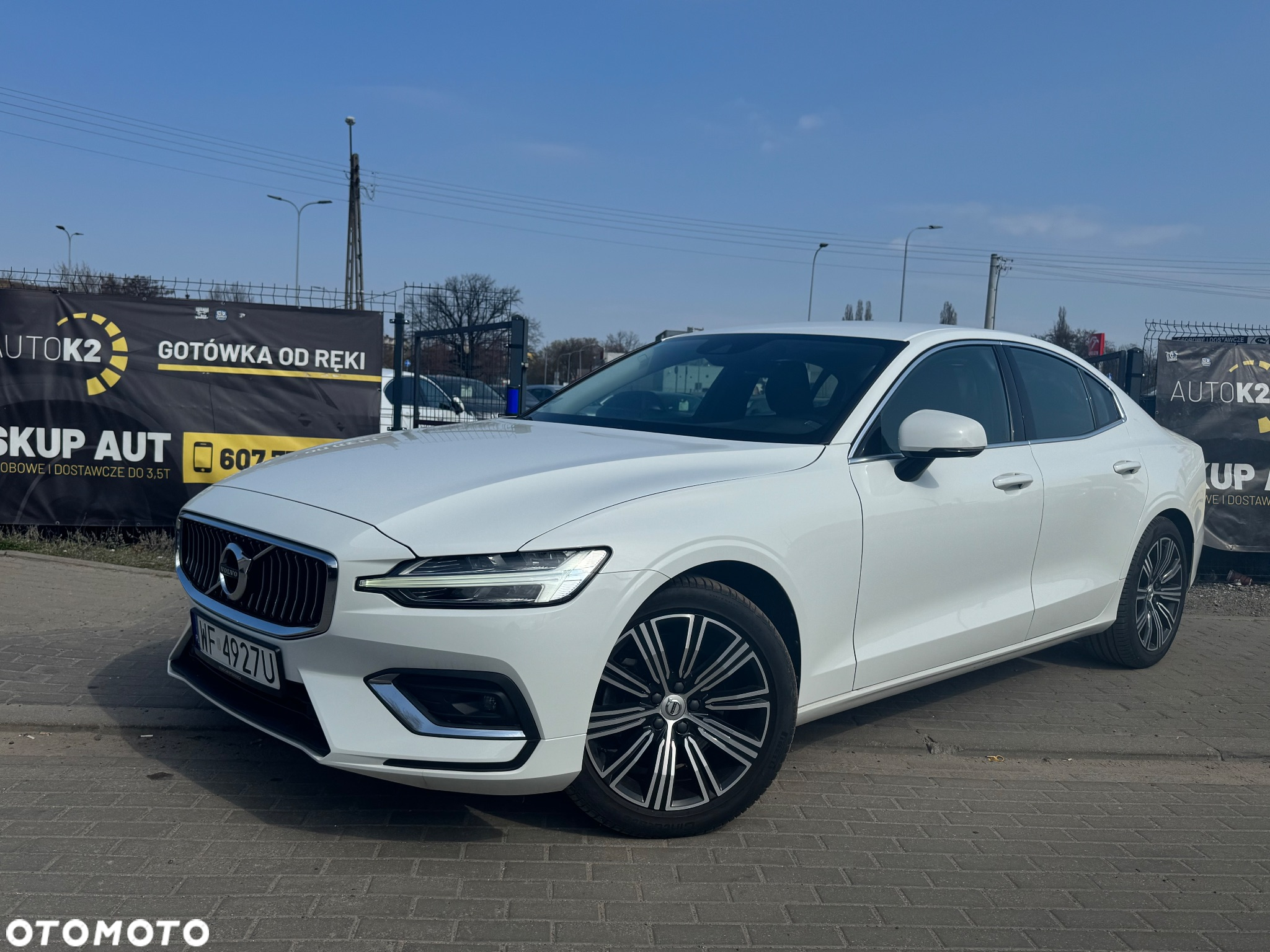 Volvo S60 T4 Drive-E Dynamic Edition (Kinetic) - 9