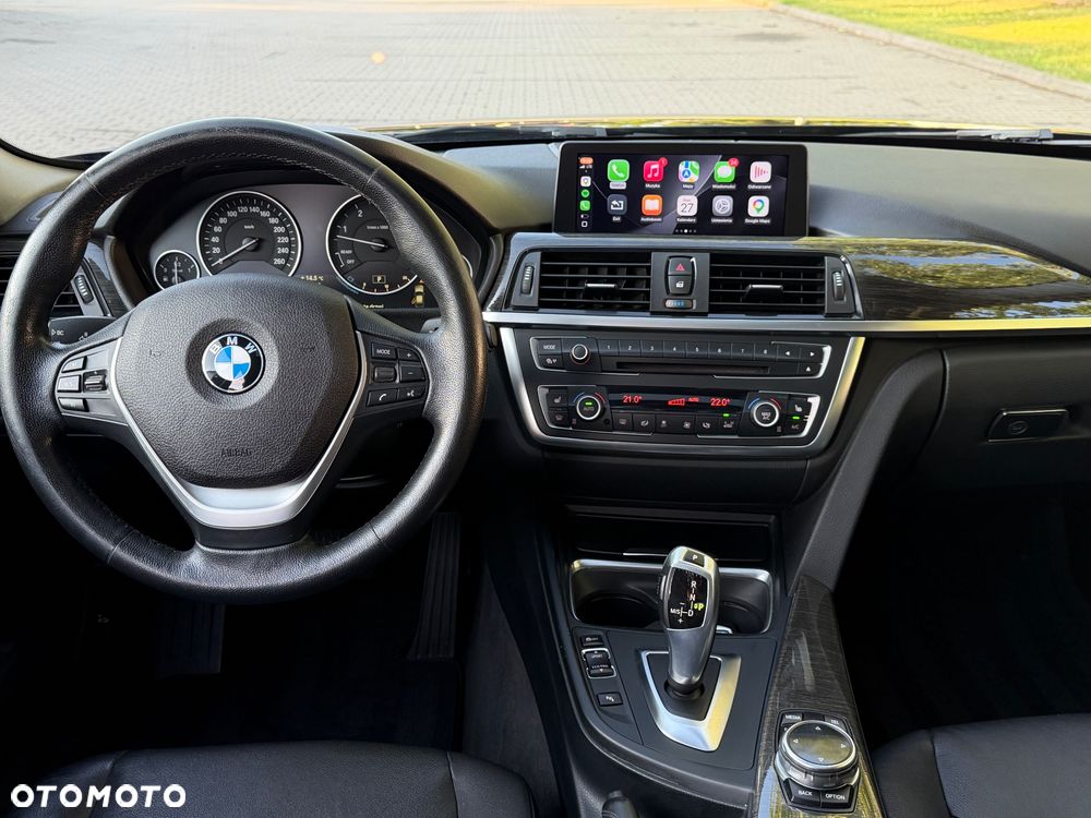 BMW Seria 3 330d Sport-Aut Luxury Line - 19