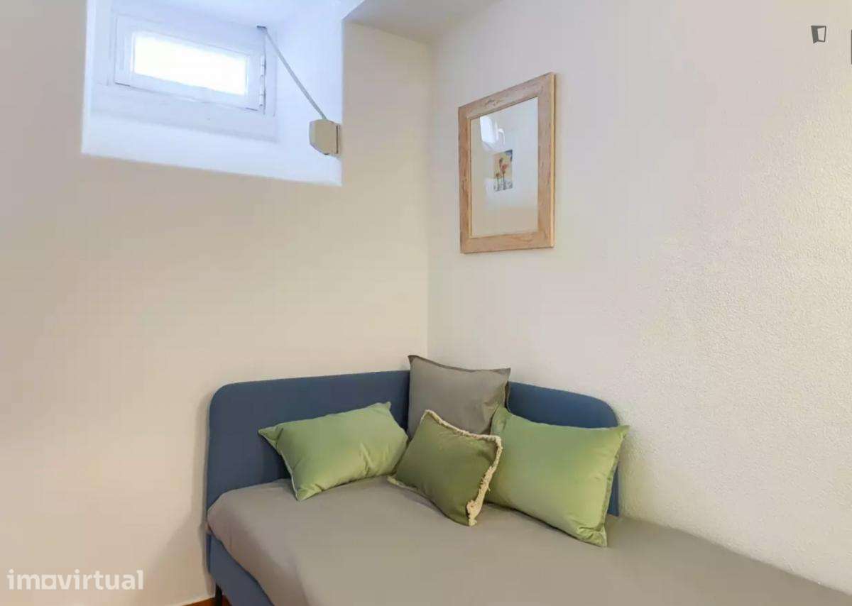 Apartamento com 1 quartos - localizado em Princípe Real Lisbon - Grande imagem: 5/17