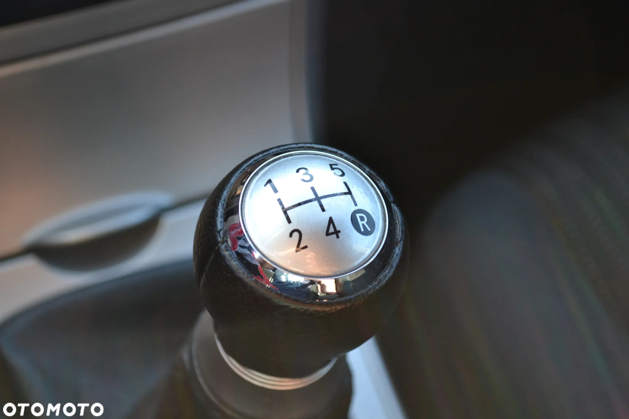 Toyota Corolla 1.6 VVT-i Prestige + NAVI - 14