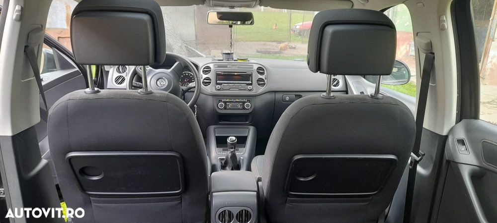 Volkswagen Tiguan - 9