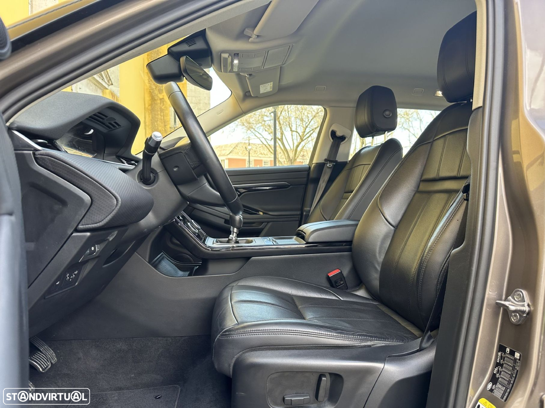Land Rover Range Rover Evoque 2.0 D150 R-Dynamic S - 27