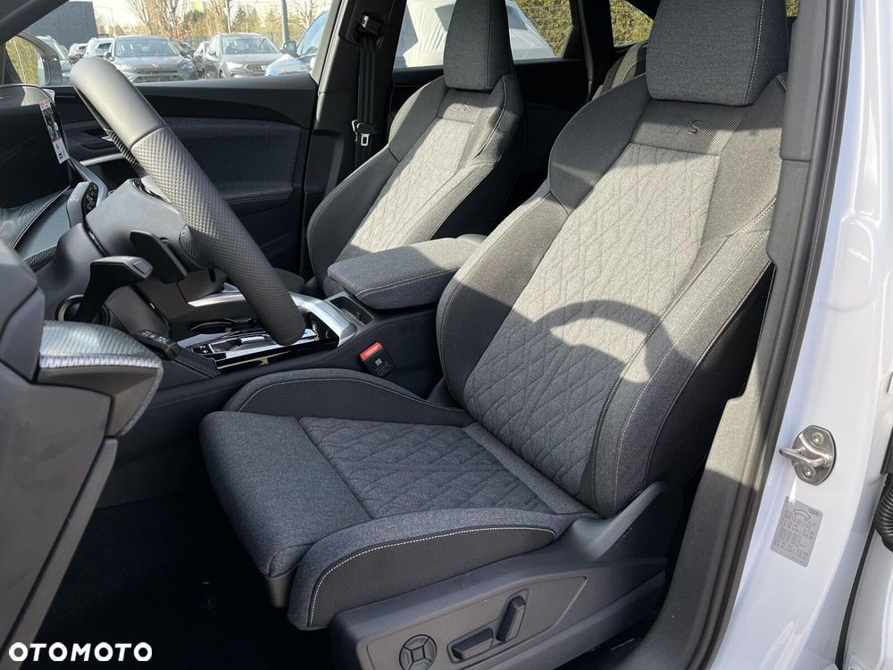 Audi Q5 Sportback - 14