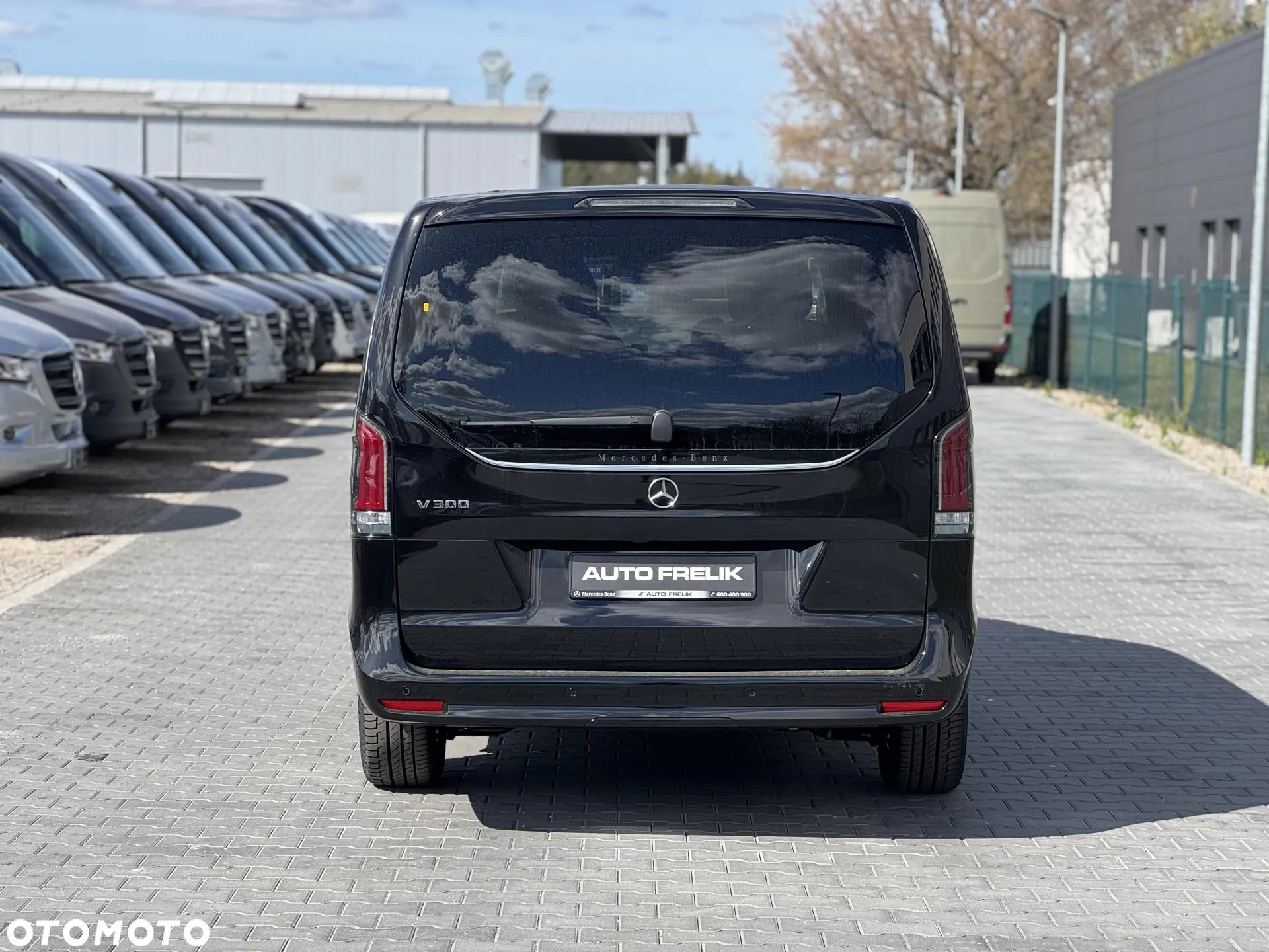 Mercedes-Benz Klasa V 300 extralang 9G-TRONIC Avantgarde - 6
