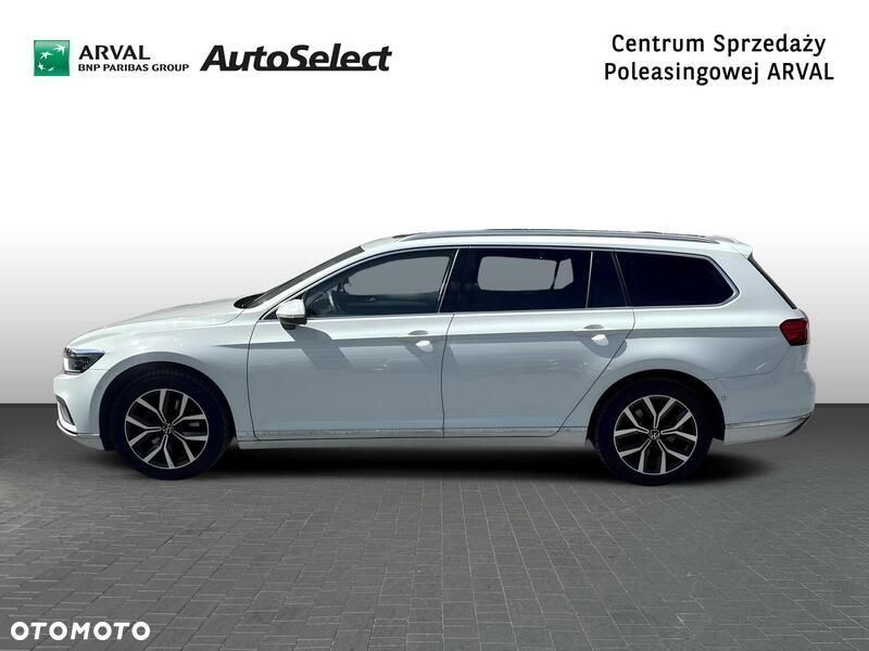 Volkswagen Passat - 2