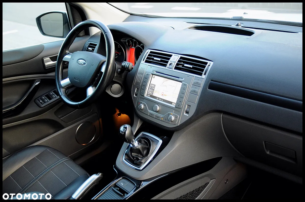 Ford Kuga 2.0 TDCi 4WD Titanium - 26