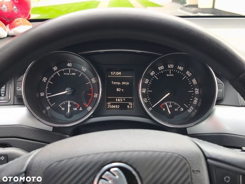 Skoda Superb - 16