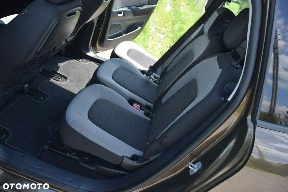 Citroën C4 Grand Picasso 1.6 e-HDi Exclusive - 23