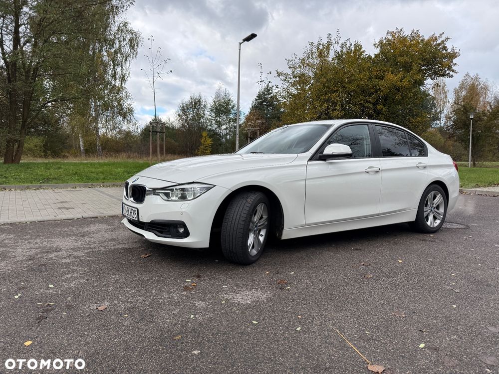 BMW Seria 3 318i Advantage - 7