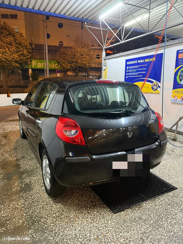 Renault Clio - 3