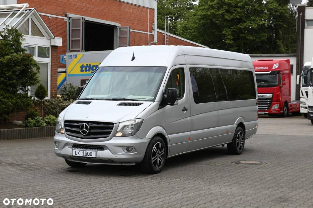 Mercedes-Benz Sprinter - 2
