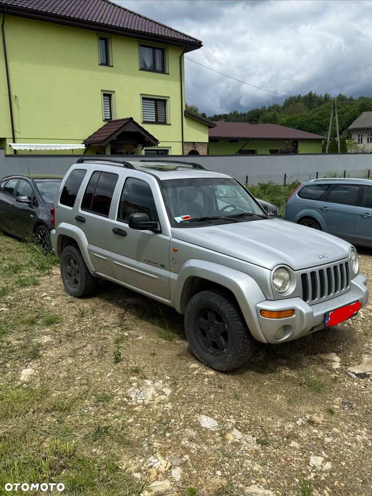 Jeep Cherokee - 3