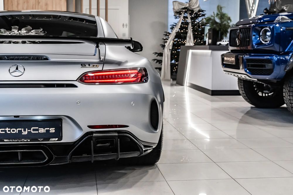 Mercedes-Benz AMG GT R - 18
