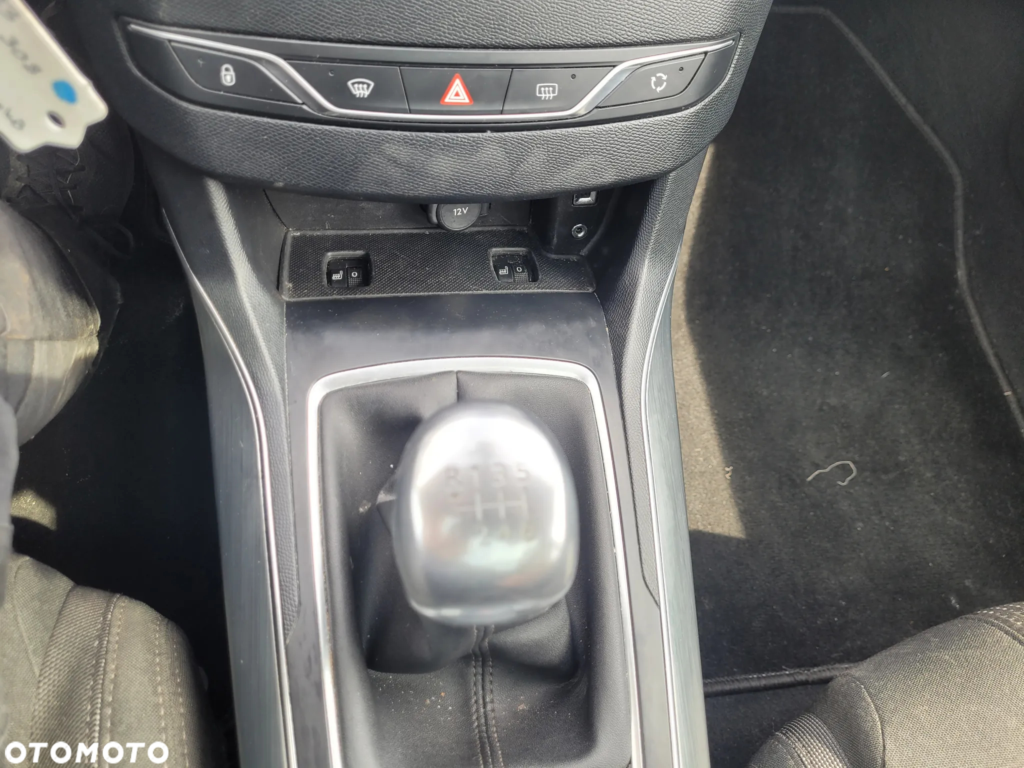 Peugeot 308 1.6 BlueHDi Business Line S&S - 11