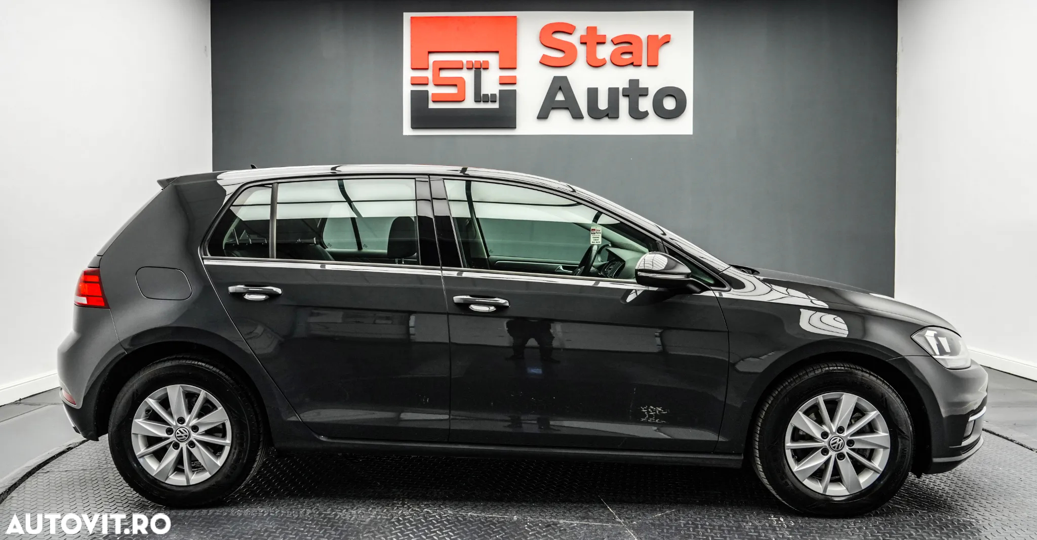 Volkswagen Golf 1.6 TDI Trendline - 11