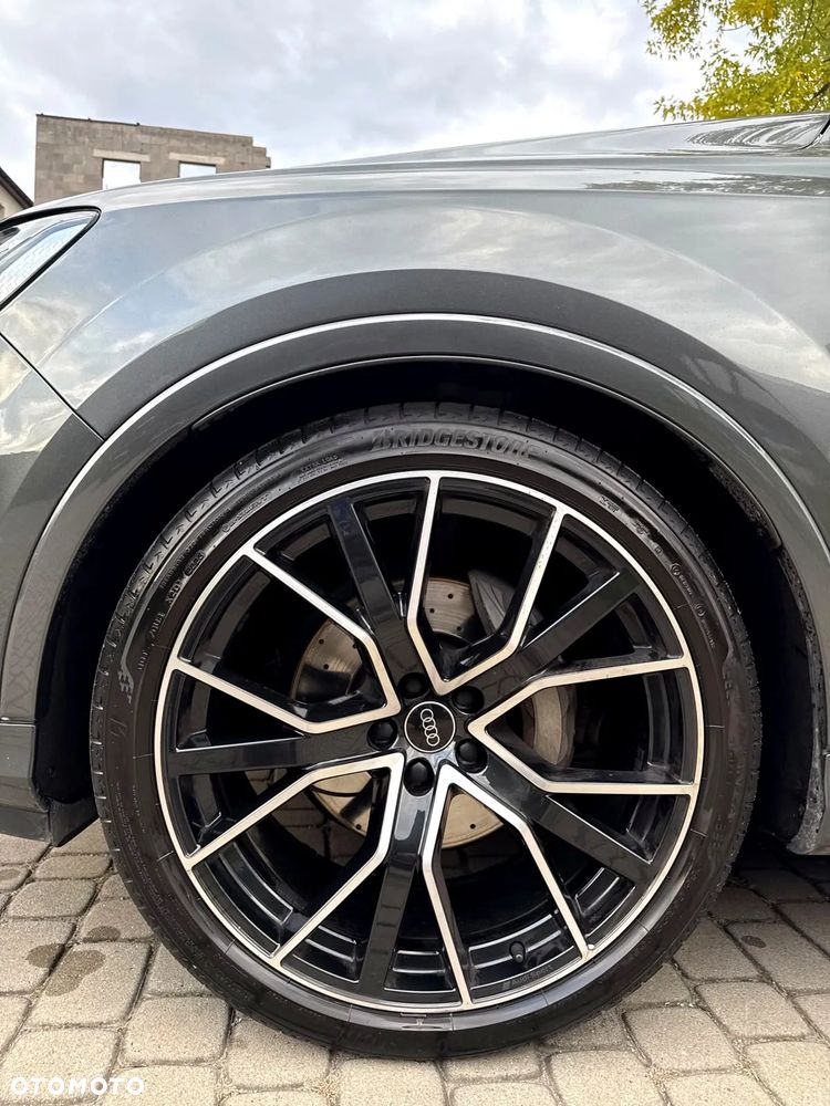 Audi Q7 - 9