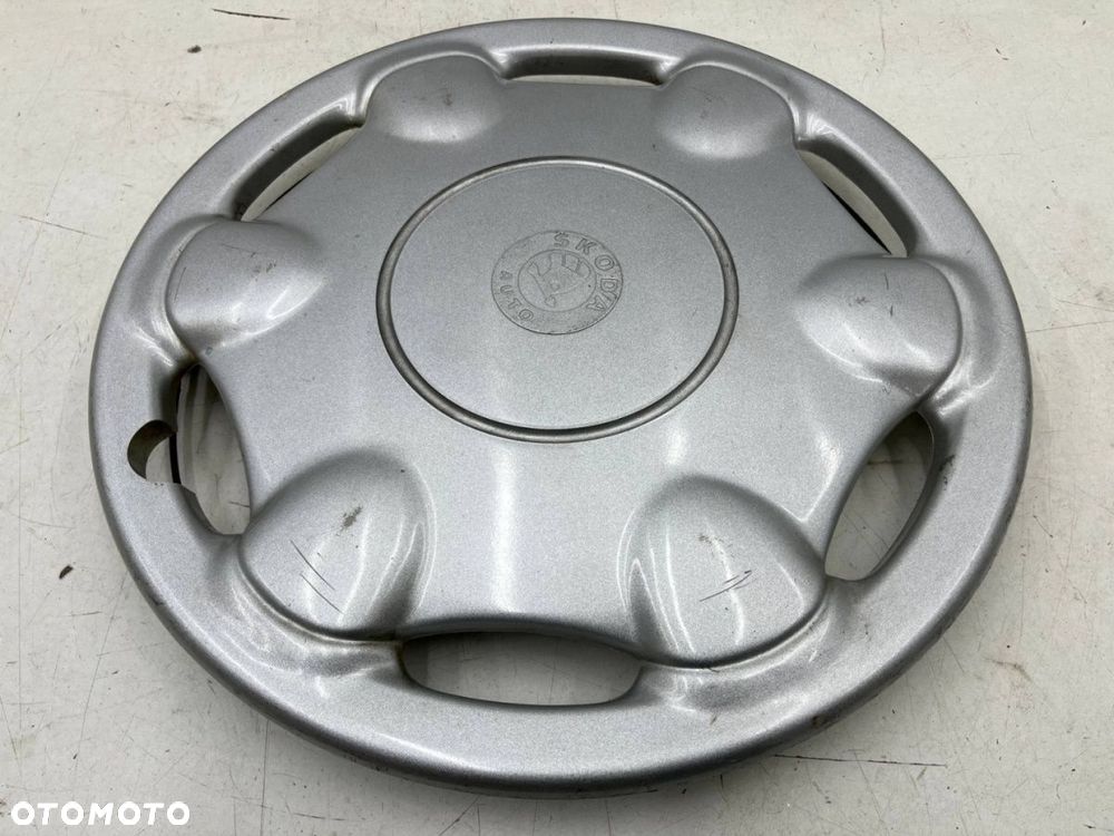 Kołpak Skoda 15 cali r15 jedna sztuka art40415 - 5