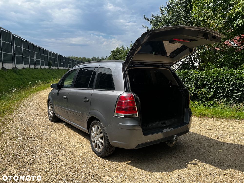 Opel Zafira 1.9 CDTI Enjoy - 22