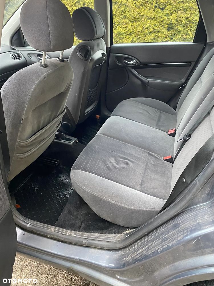 Ford Focus 1.8 FX - 7