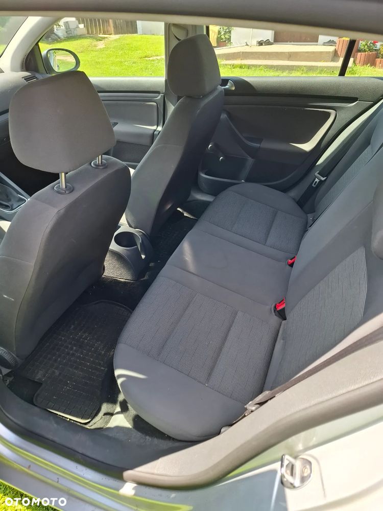 Volkswagen Golf 1.9 TDI Trendline - 8