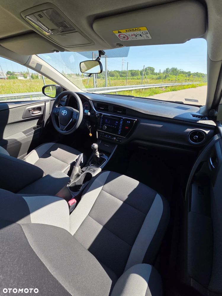 Toyota Auris 1.33 VVT-i Active - 15