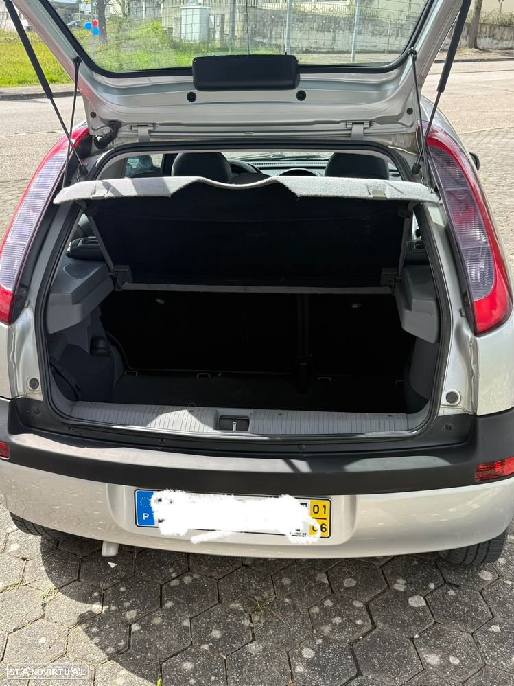 Opel Corsa 1.2 16V Sport - 4