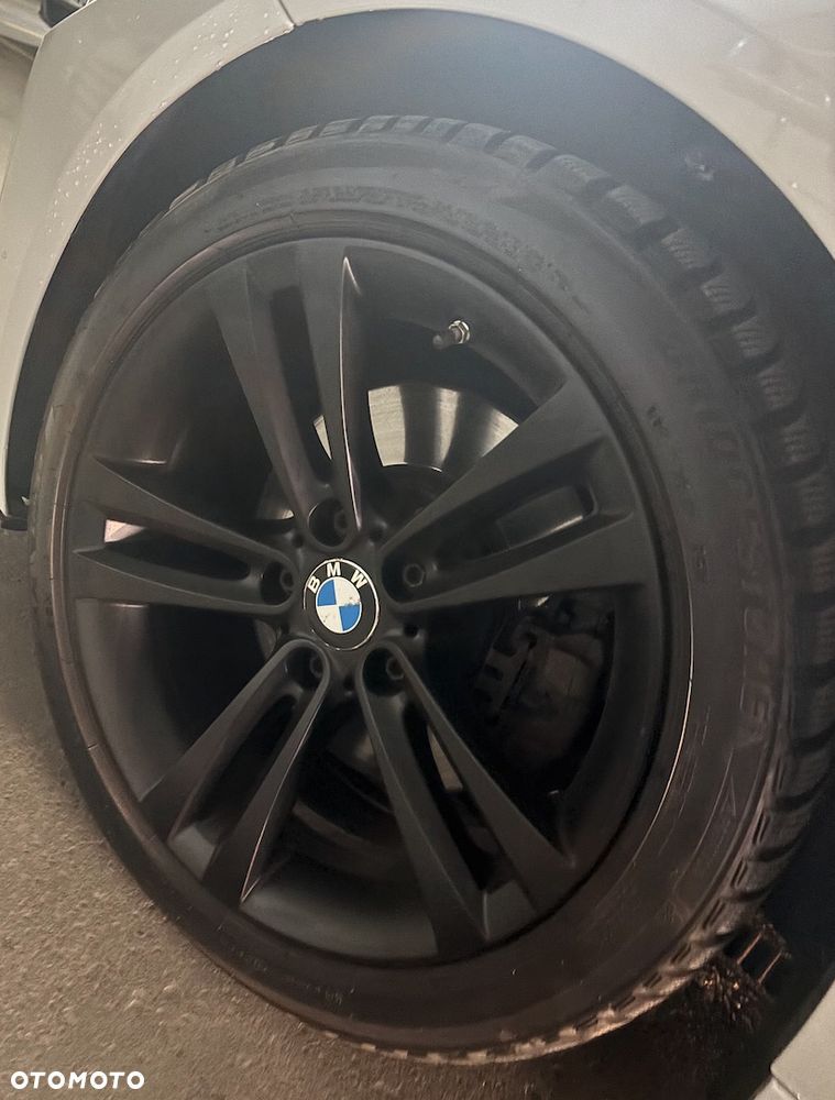 BMW Seria 3 - 16