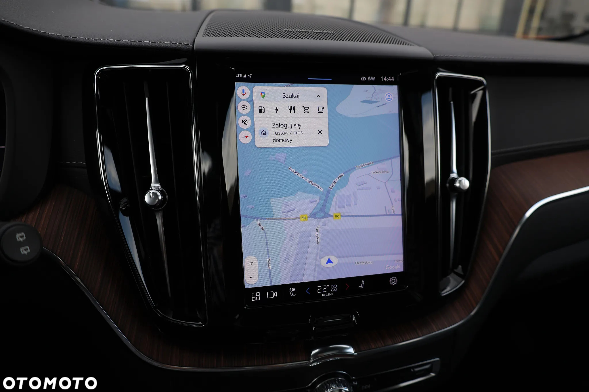 Volvo XC 60 T6 AWD Plug-In Hybrid Inscription - 10