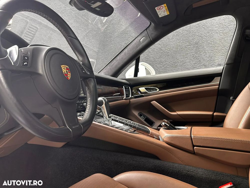 Porsche Panamera Turbo S Executive PDK - 15