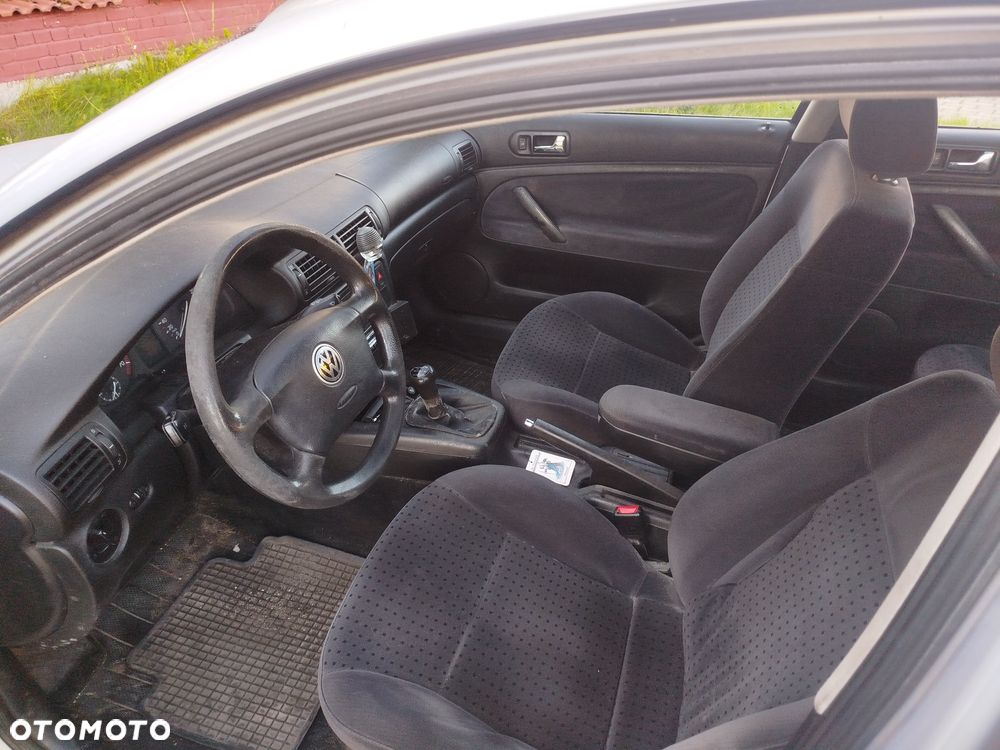 Volkswagen Passat 1997 photo 3