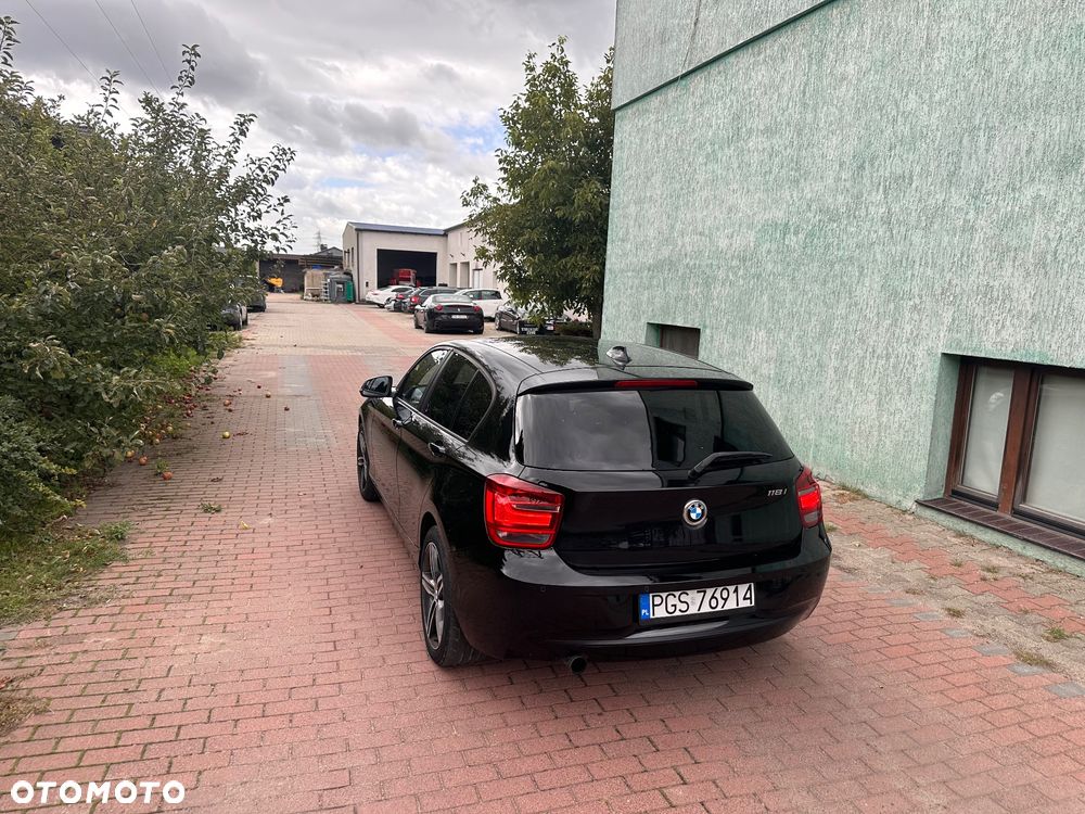 BMW Seria 1 - 11