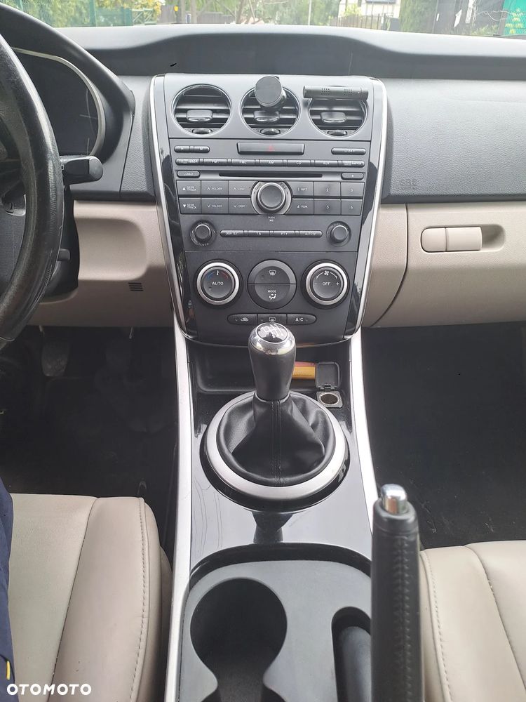 Mazda CX-7 2.2 CD Exclusive + - 6