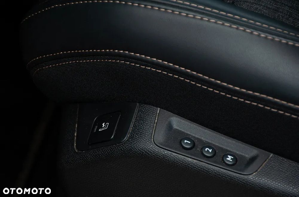 Peugeot 3008 THP 165 EAT6 Stop & Start Allure - 39