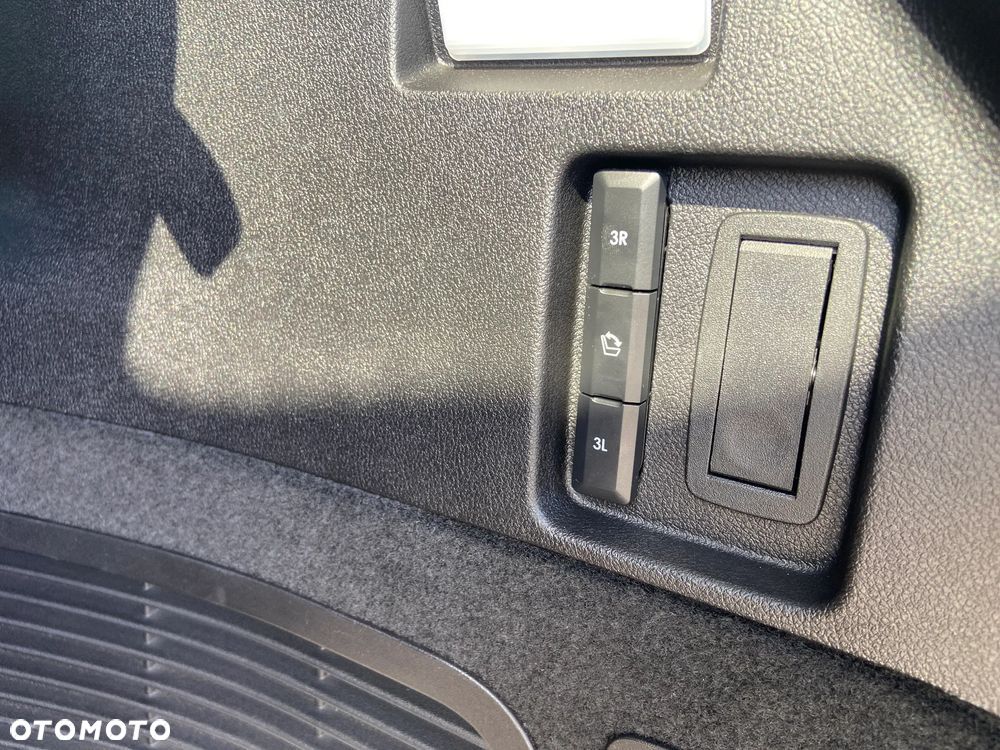 Lincoln Aviator - 25