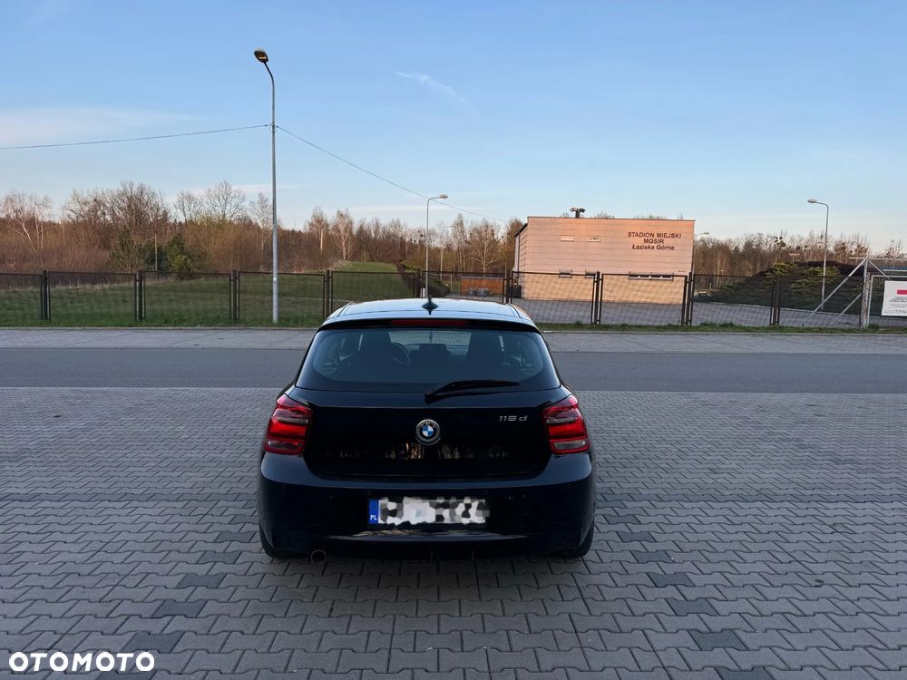 BMW Seria 1 116d Sport Line - 6