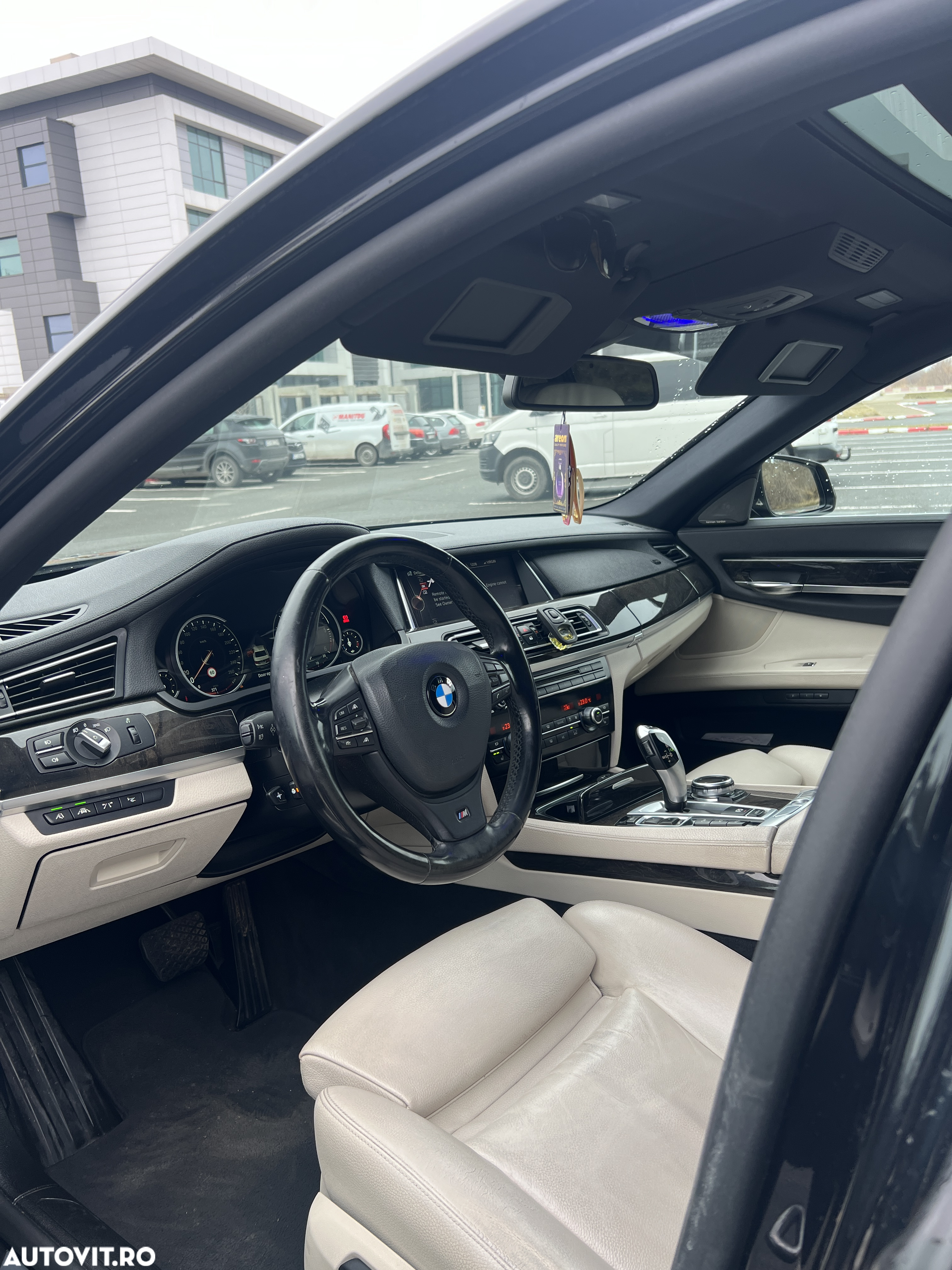 BMW Seria 7 740d xDrive - 8