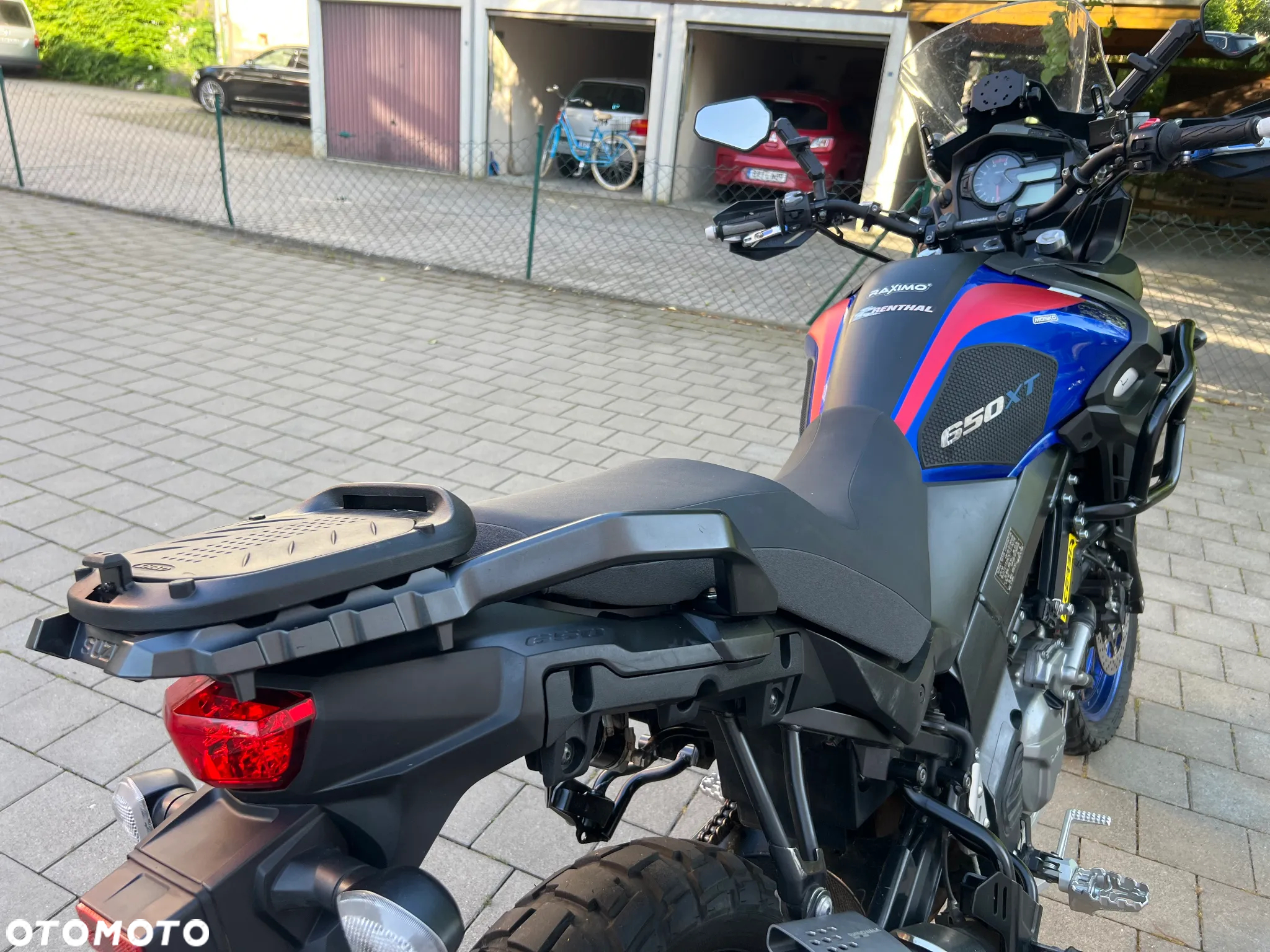 Suzuki V-STROM - 11