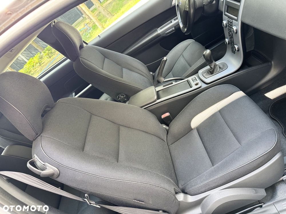 Volvo C30 1.6D DRIVe Start/Stop Momentum - 36