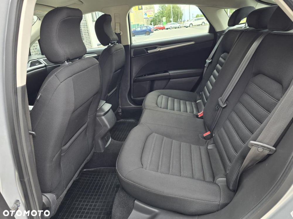 Ford Mondeo 2.0 TDCi Ambiente - 25