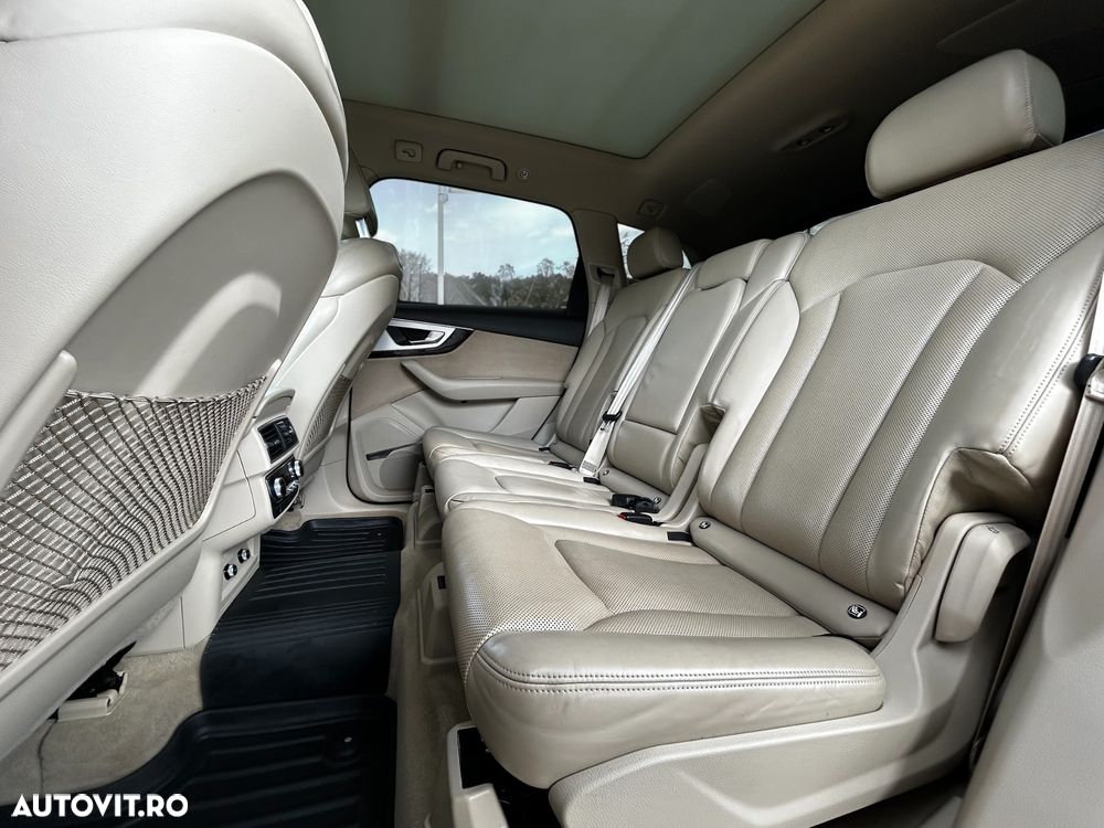 Audi Q7 - 9
