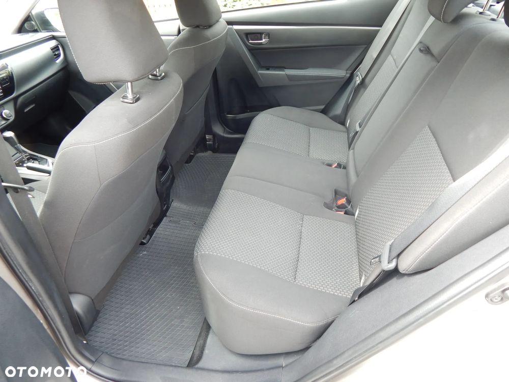 Toyota Corolla 1.6 Prestige MS - 15