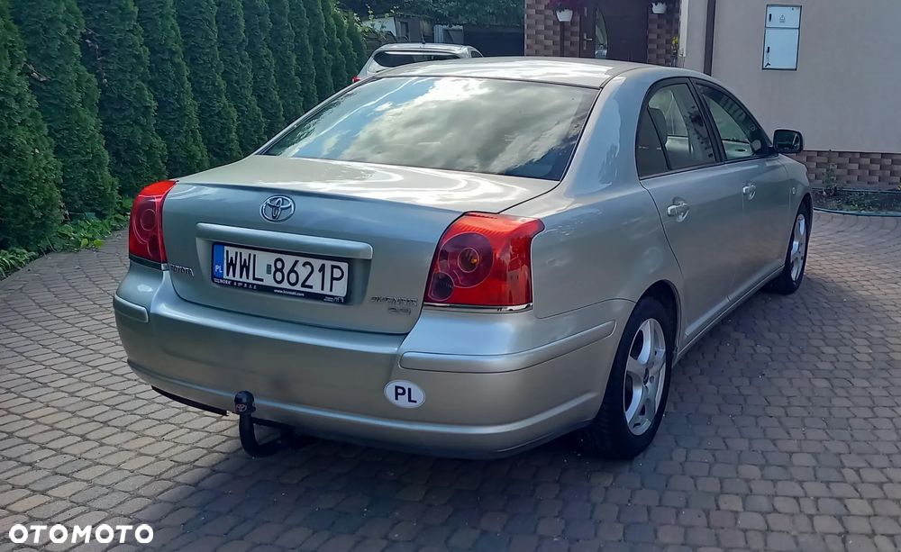 Toyota Avensis - 3