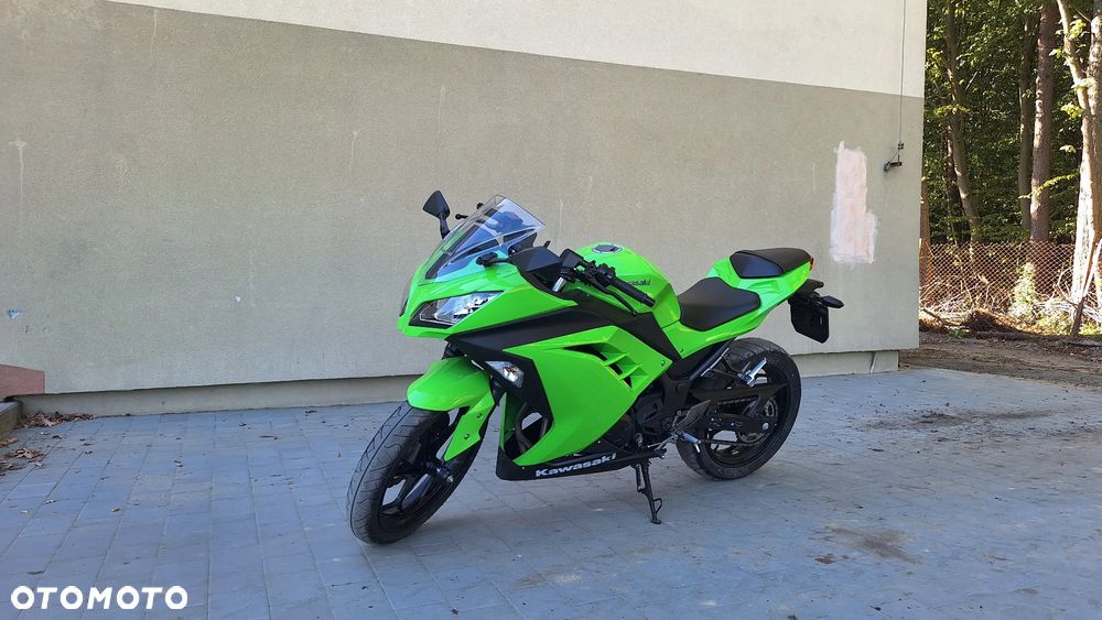 Kawasaki Ninja 300 ABS - 1