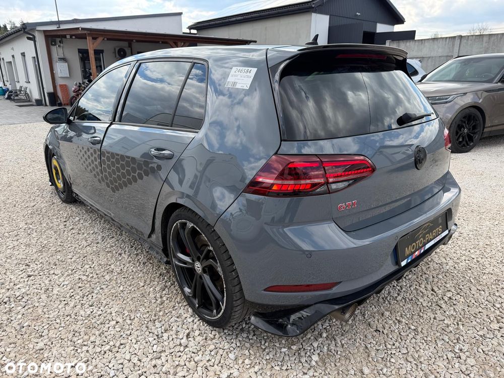 Volkswagen Golf GTI TCR 2.0 TSI OPF DSG - 6