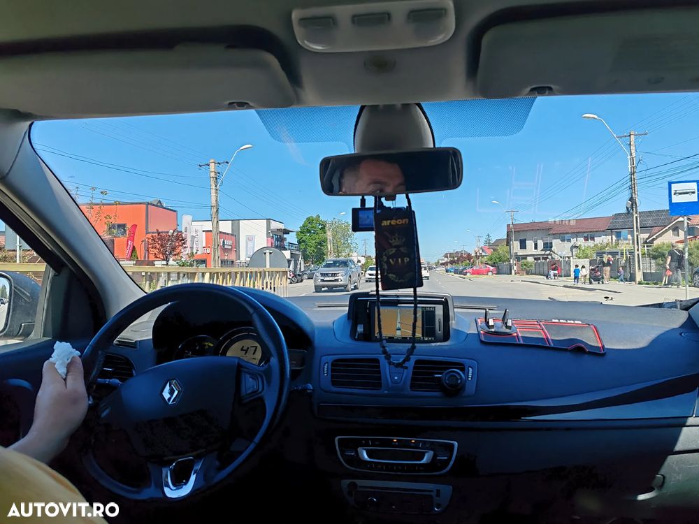 Renault Megane 1.5 dCI Privilege - 4