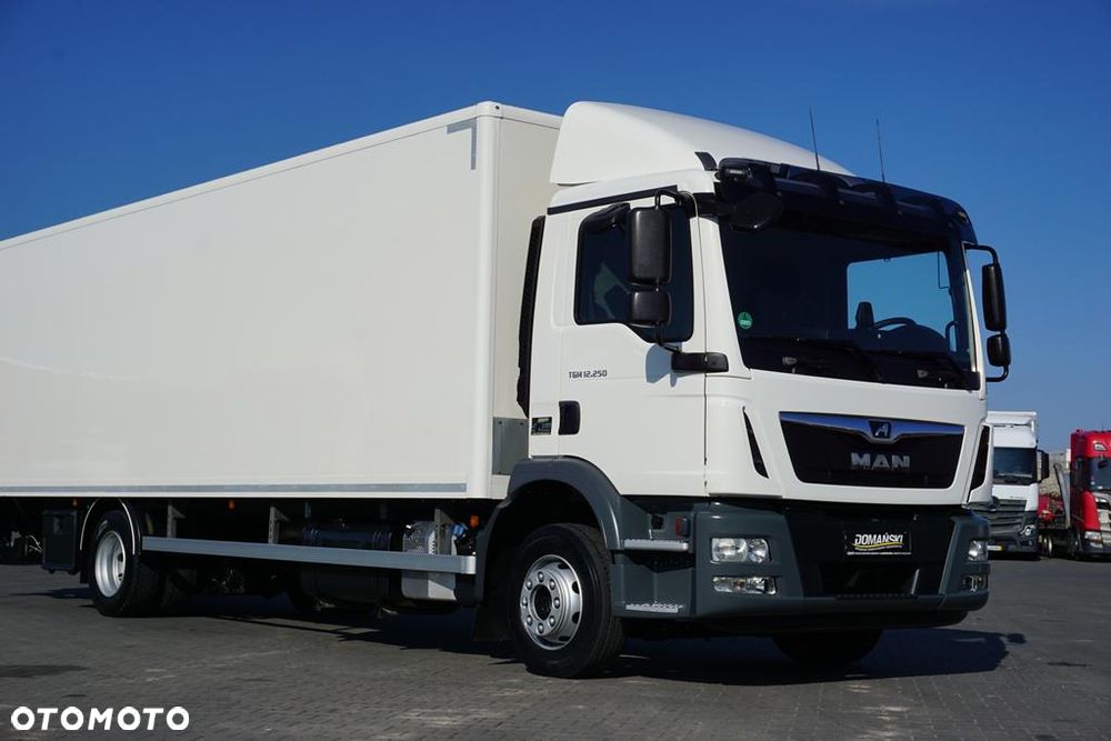 MAN TGM / 12.250 / EURO 6 / KONTENER + WINDA / 20 PALET / DŁ. 8 M - 22