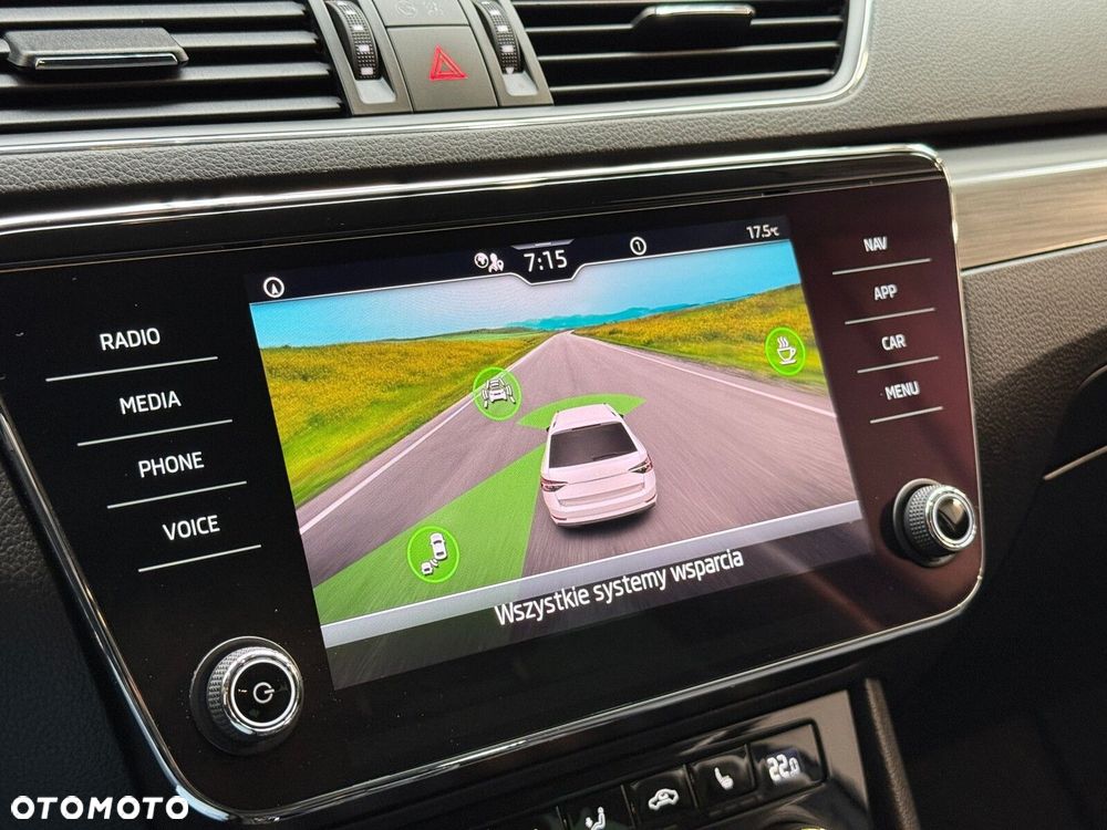 Skoda Superb 2.0 TDI SCR Style DSG - 40