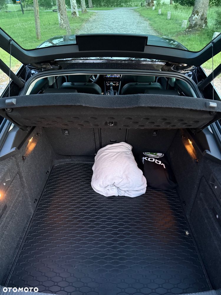 Skoda Superb 2.0 TDI 4x4 L&K DSG - 8